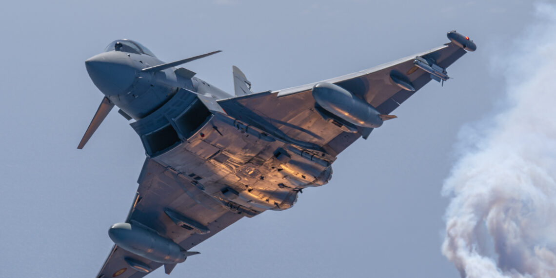 Hensoldt e Indra finalizan producción de radares ECSR MK1 para Eurofighter de Alemania y España.