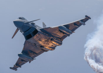 Hensoldt e Indra finalizan producción de radares ECSR MK1 para Eurofighter de Alemania y España.