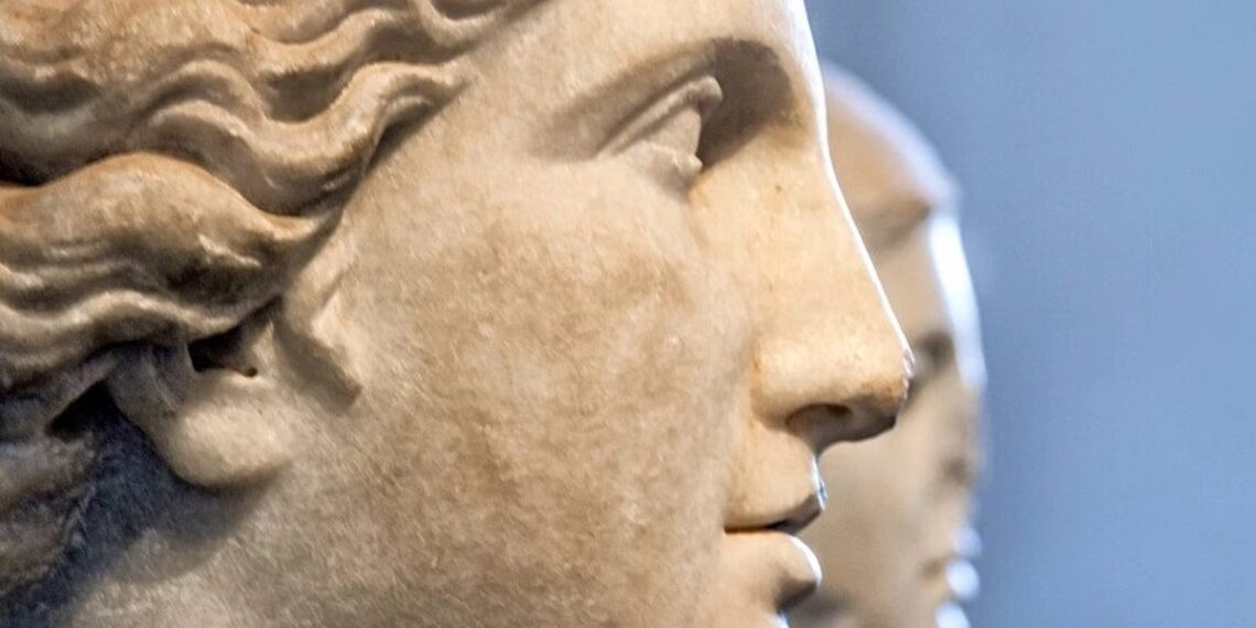 La estética juega un papel importante en la vida cotidiana, si bien no todos los contextos valoran este aspecto de la misma manera.