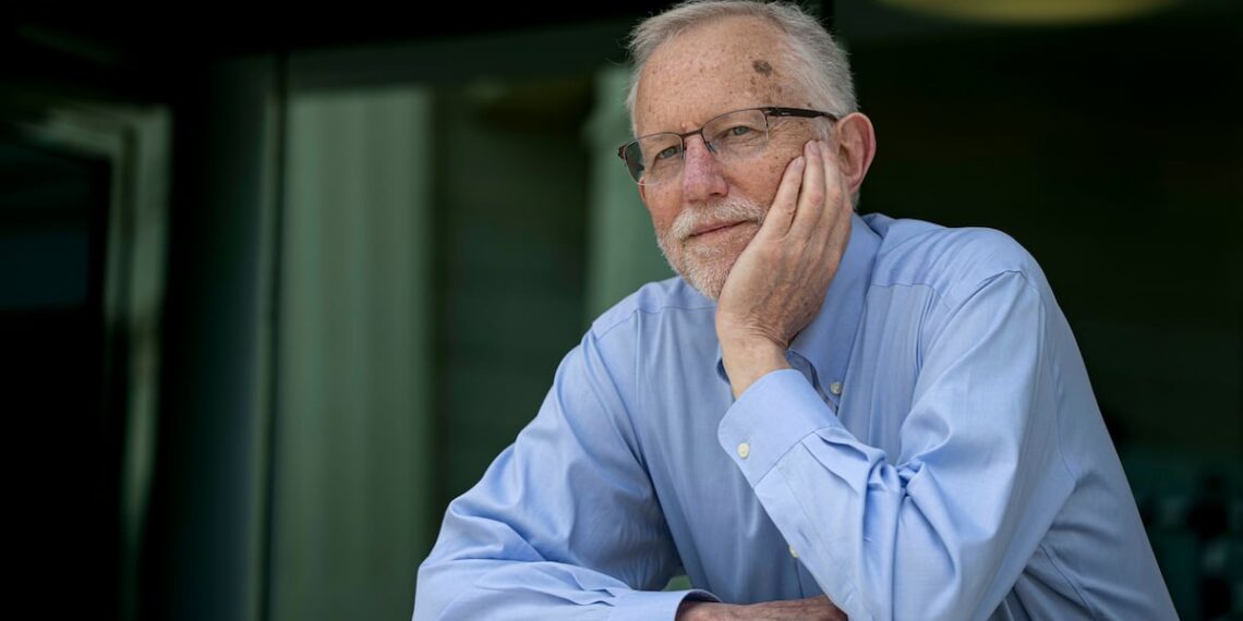 «Nobel de Medicina Charles Rice: «Es un crimen que un fármaco para curar a todos exista y no sea accesible»»