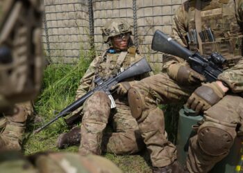 «Europa revive la mili por temor a Putin»